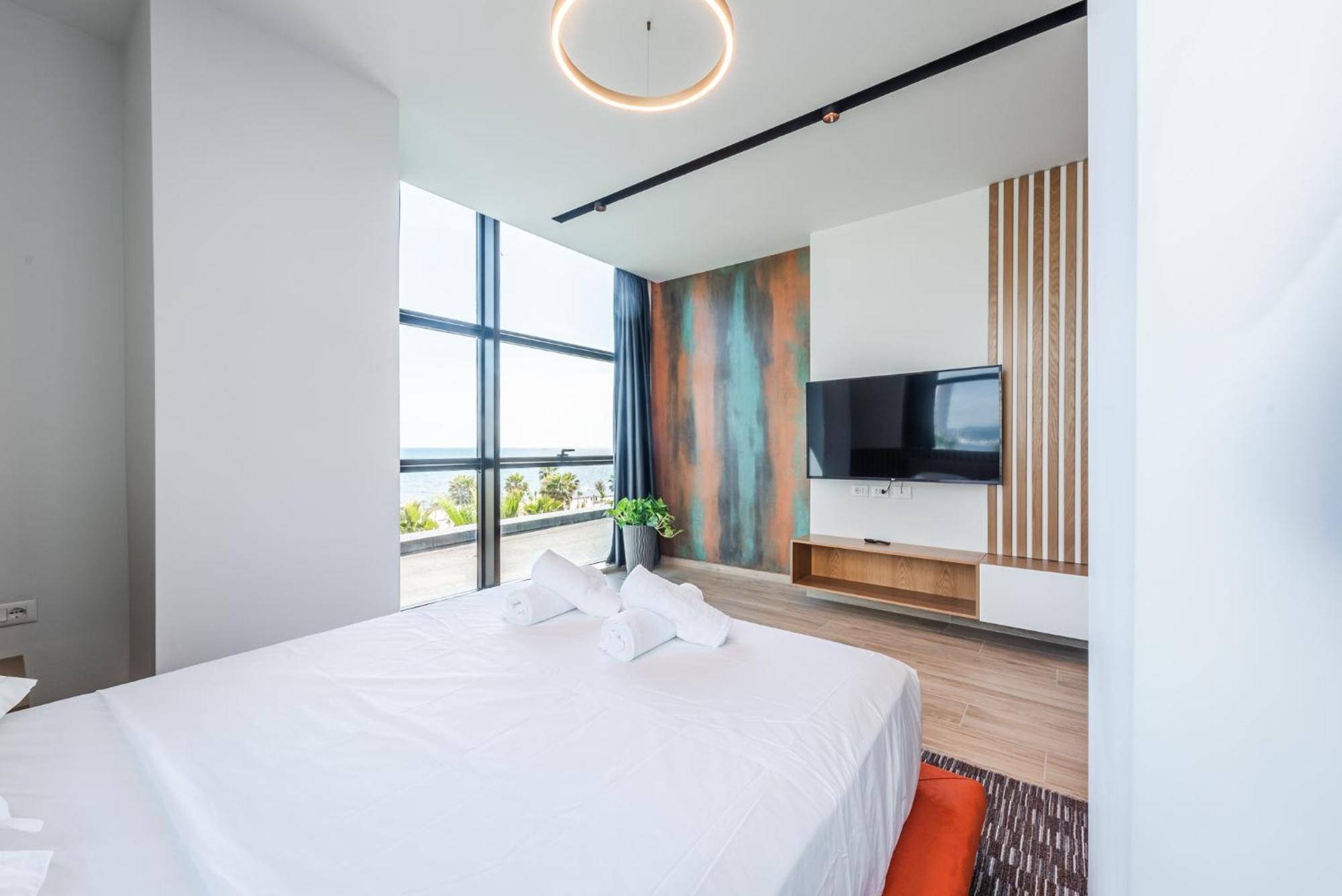 Marina Luxury Suites By Ps Durrës Eksteriør billede